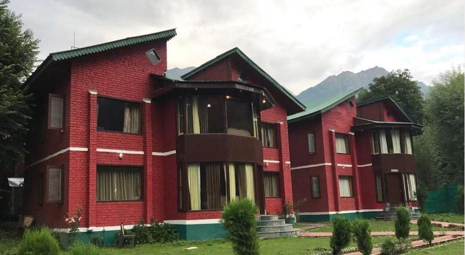 The Pinus Resort Pahalgām Kültér fotó