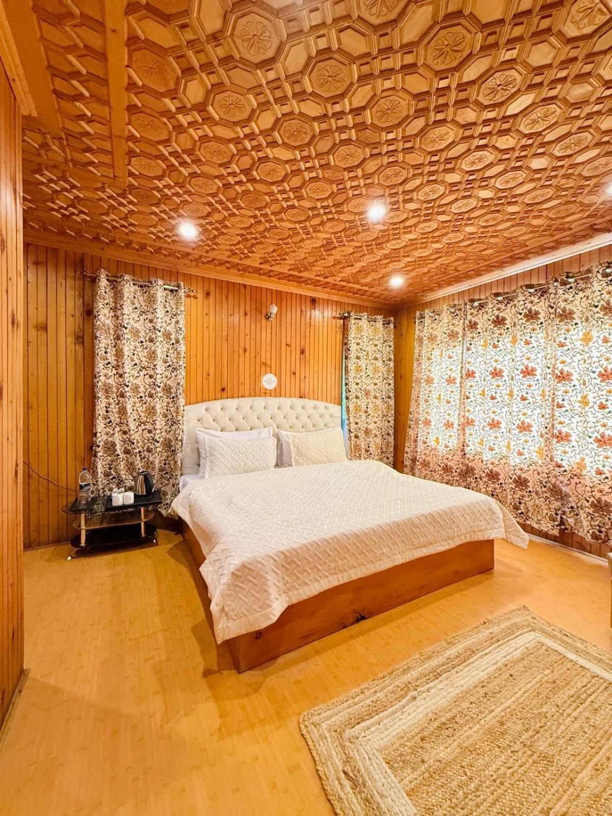 The Pinus Resort Pahalgām Kültér fotó