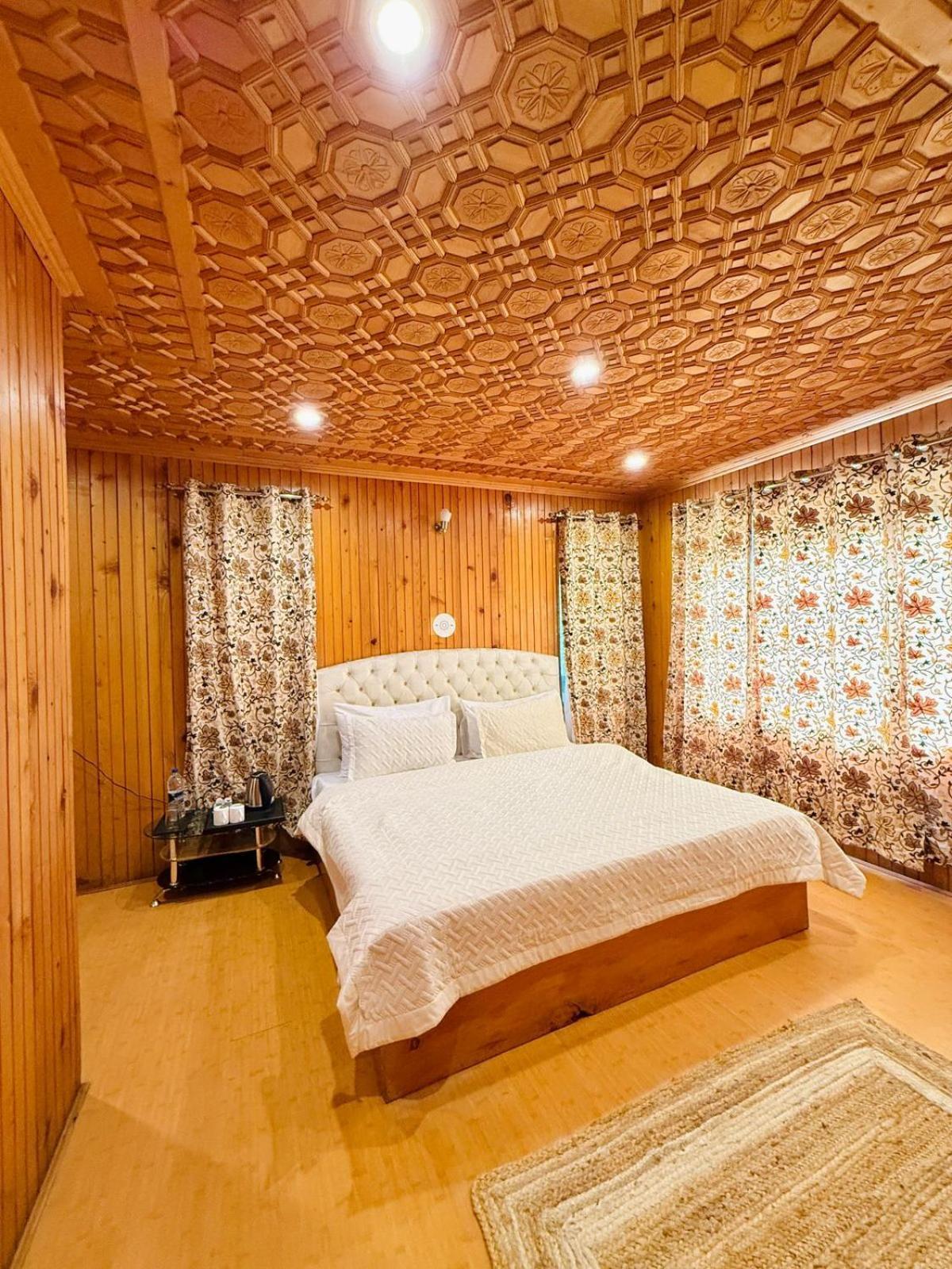 The Pinus Resort Pahalgām Kültér fotó